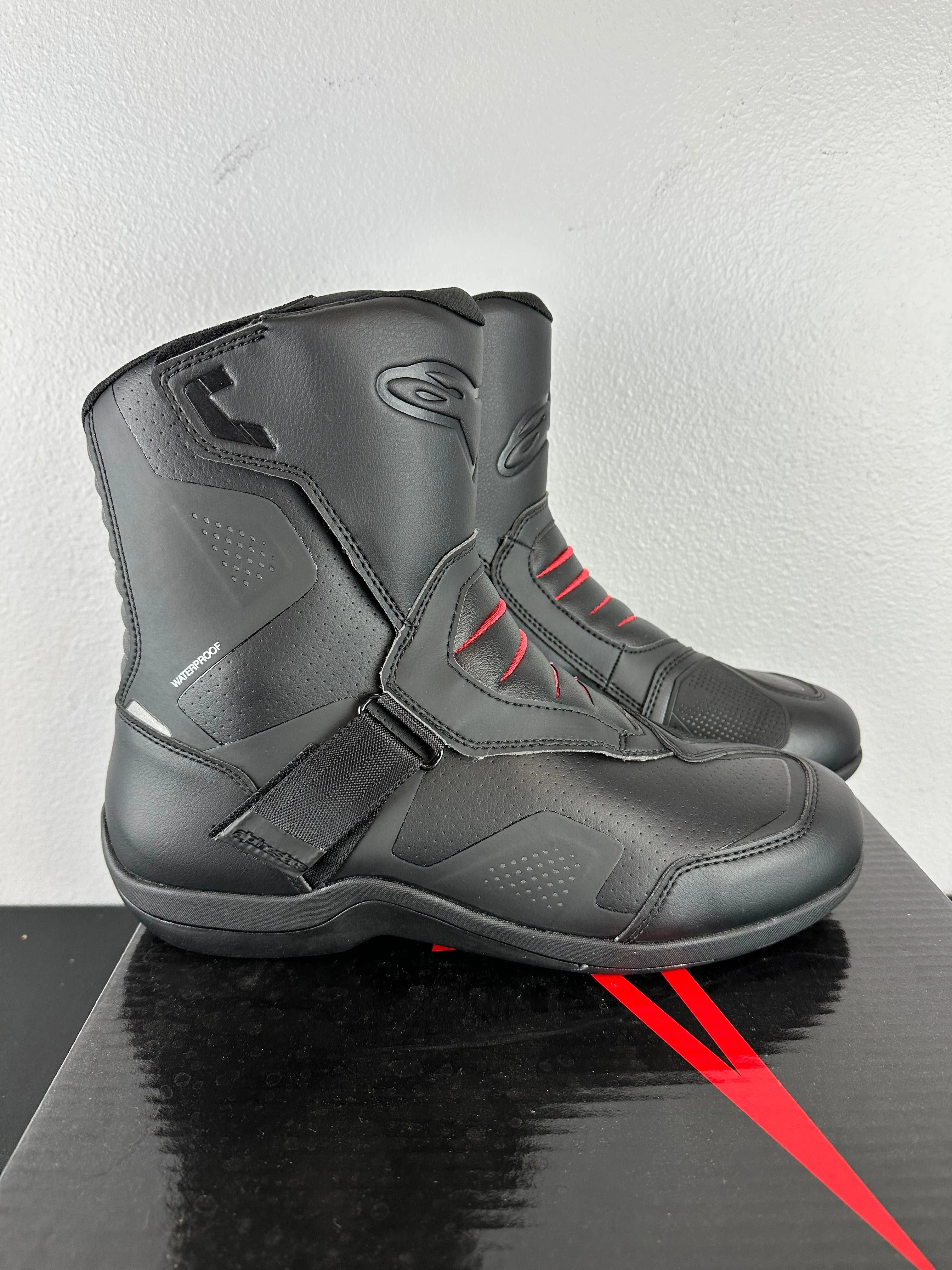 Alpinestars Ridge V2 Waterproof Black Boots - Size 11.5/Euro 46 - USED LIKE NEW